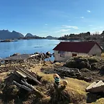 House By The Sea, Lofoten * Ballstad