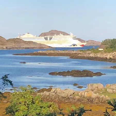 House By The Sea, Lofoten Σπίτι διακοπών *