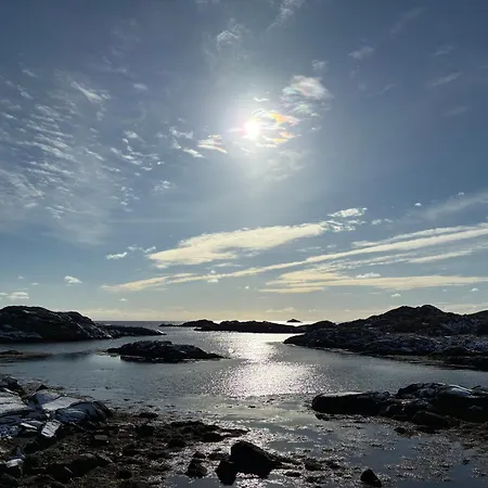 House By The Sea, Lofoten Feriehus Ballstad