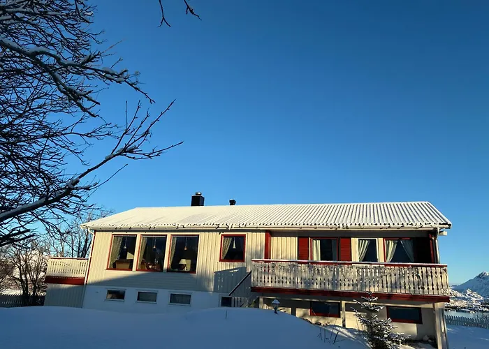度假居 House By The Sea, Lofoten